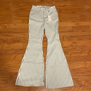 NWT Judy Blue Rare Rowan Super
Flare Striped Pants Stretchy
